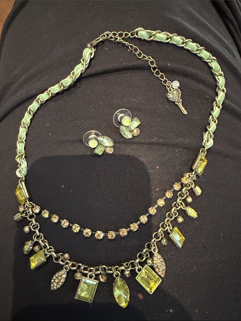 Vtg Betsey Johnson Green Rhinestone Necklace and Earrings Set-read description